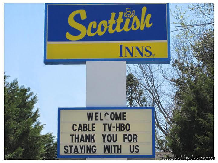 Scottish Inn - קלנטון מראה חיצוני תמונה